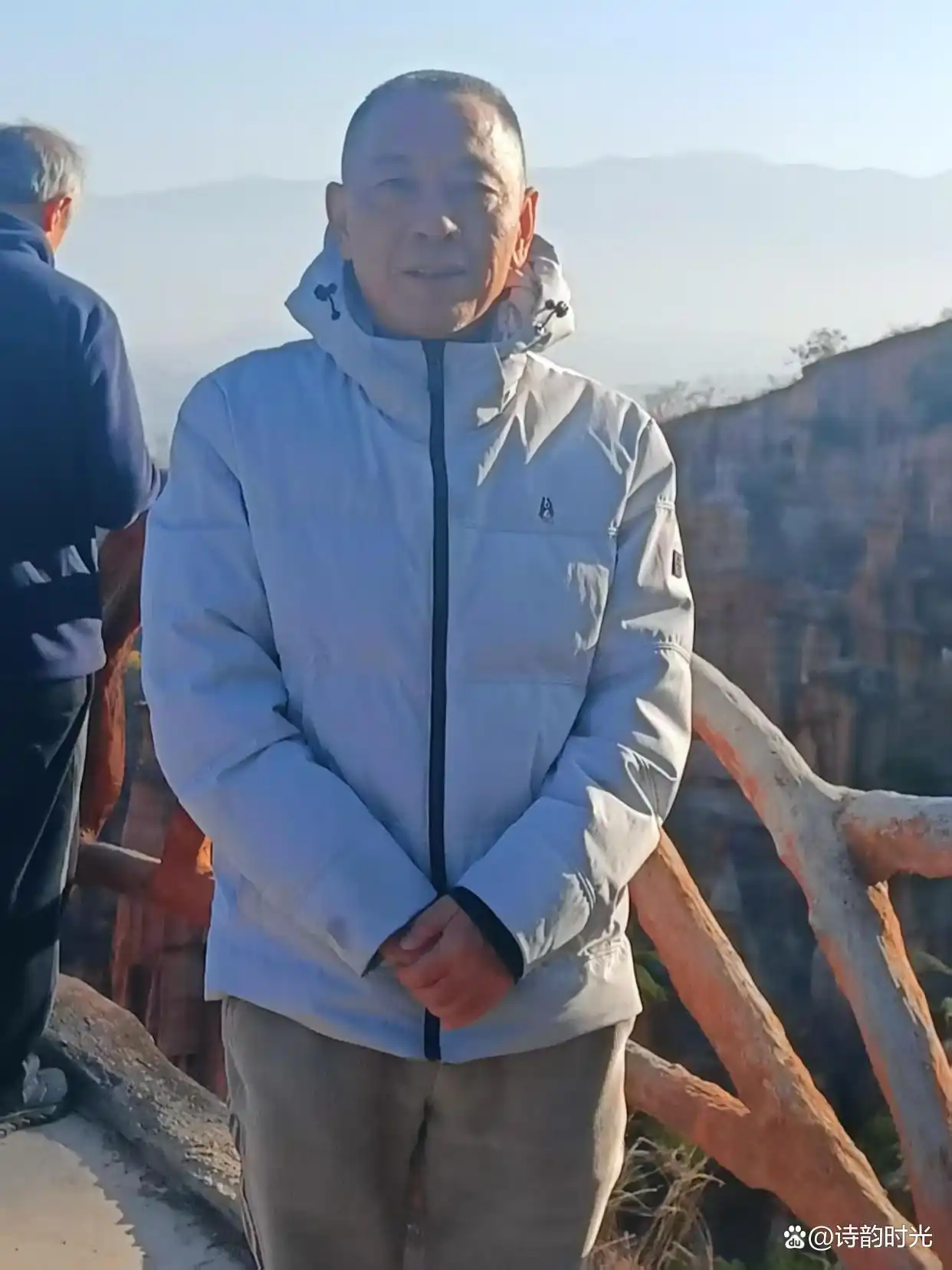 北京韶华墨韵书画院特聘艺术家——何平先生