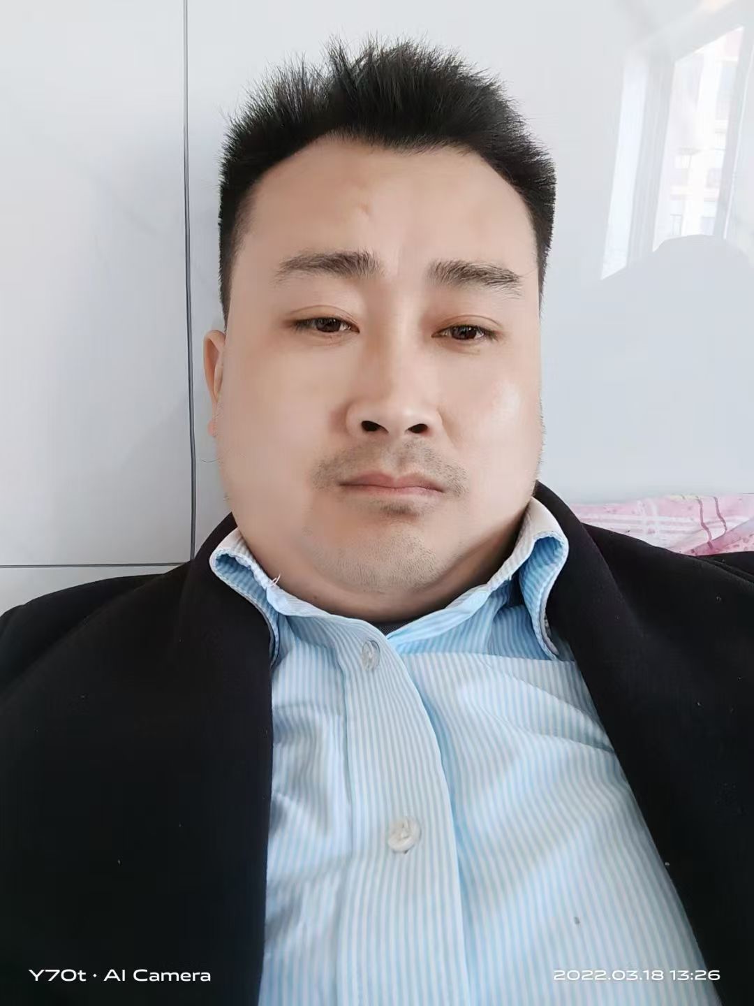 《我在等风也在等你》