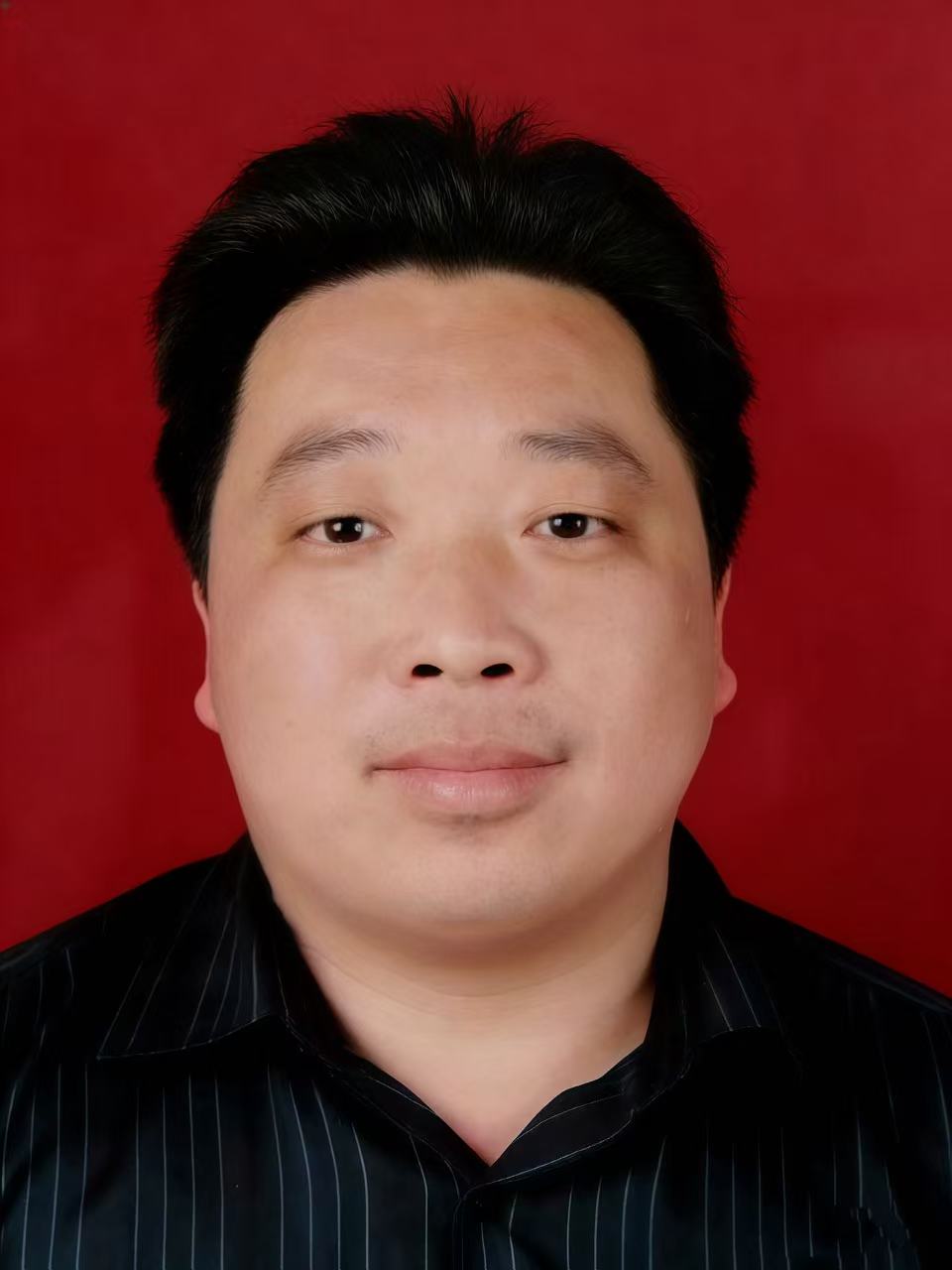 北京韶华墨韵书画院会员——姜海龙先生